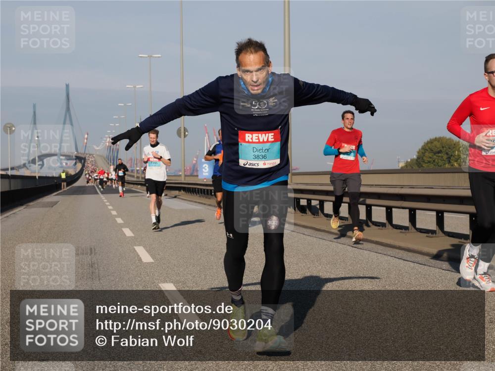 03.10.2025 - Köhlbrandbrückenlauf Fabian Wolf http://msf.ph/oto/9030204 03.10.2025 09:44:49 Position 3 50, 3836 meine-sportfotos.de