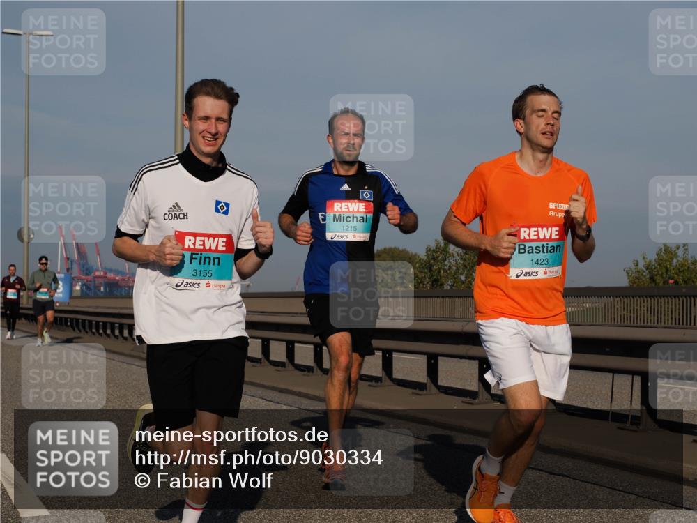 03.10.2025 - Köhlbrandbrückenlauf Fabian Wolf http://msf.ph/oto/9030334 03.10.2025 09:44:53 Position 3 3155, 1215, 1423 meine-sportfotos.de