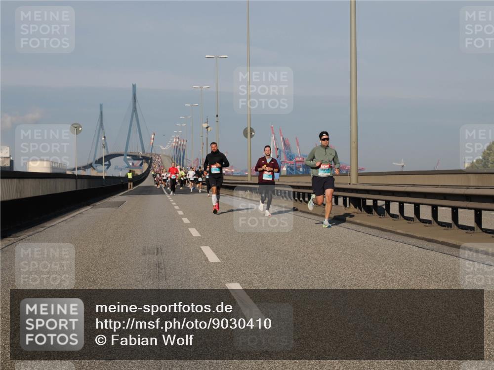 03.10.2025 - Köhlbrandbrückenlauf Fabian Wolf http://msf.ph/oto/9030410 03.10.2025 09:44:56 Position 3  meine-sportfotos.de