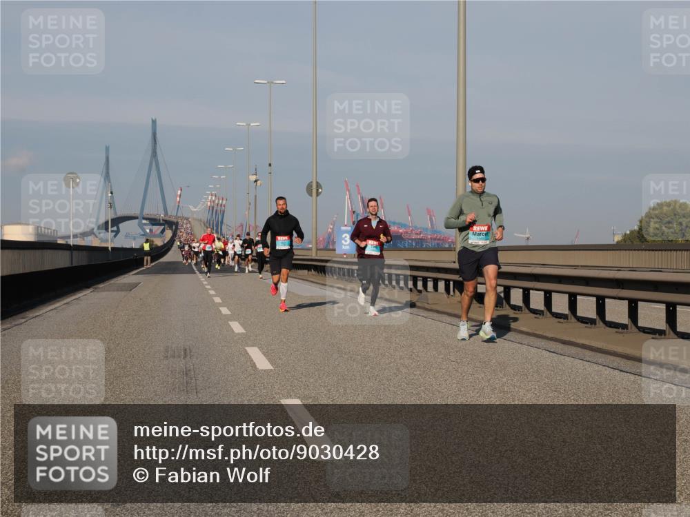 03.10.2025 - Köhlbrandbrückenlauf Fabian Wolf http://msf.ph/oto/9030428 03.10.2025 09:44:57 Position 3 1143 meine-sportfotos.de
