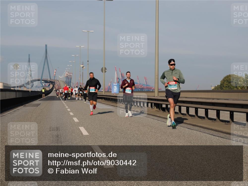 03.10.2025 - Köhlbrandbrückenlauf Fabian Wolf http://msf.ph/oto/9030442 03.10.2025 09:44:58 Position 3  meine-sportfotos.de