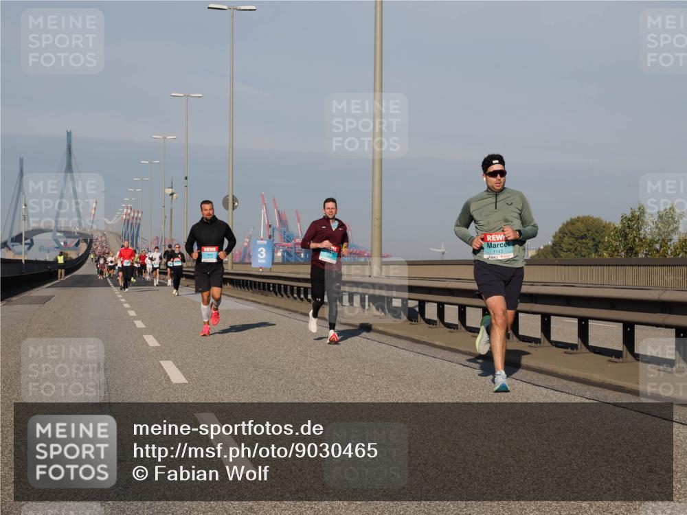 03.10.2025 - Köhlbrandbrückenlauf Fabian Wolf http://msf.ph/oto/9030465 03.10.2025 09:44:59 Position 3 1143 meine-sportfotos.de