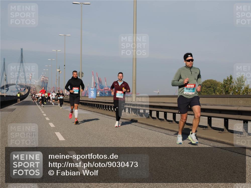 03.10.2025 - Köhlbrandbrückenlauf Fabian Wolf http://msf.ph/oto/9030473 03.10.2025 09:44:59 Position 3 1143 meine-sportfotos.de