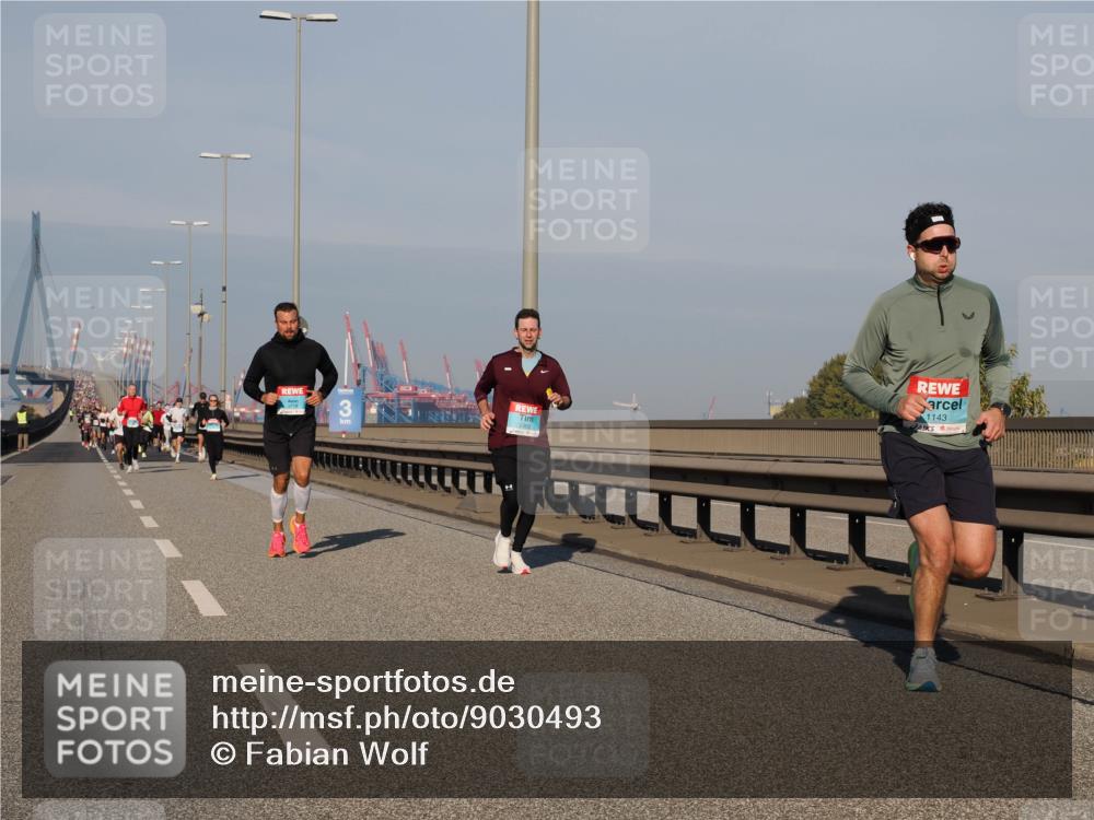 03.10.2025 - Köhlbrandbrückenlauf Fabian Wolf http://msf.ph/oto/9030493 03.10.2025 09:44:59 Position 3 1143 meine-sportfotos.de