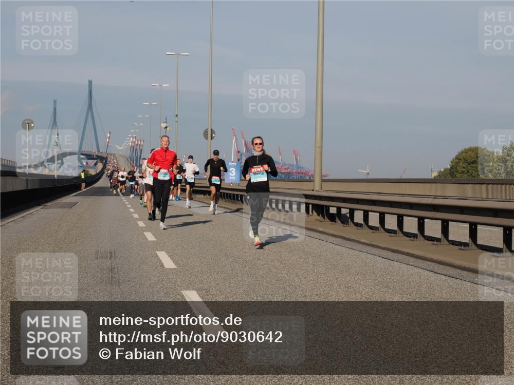 03.10.2025 - Köhlbrandbrückenlauf Fabian Wolf http://msf.ph/oto/9030642 03.10.2025 09:45:08 Position 3 3 meine-sportfotos.de