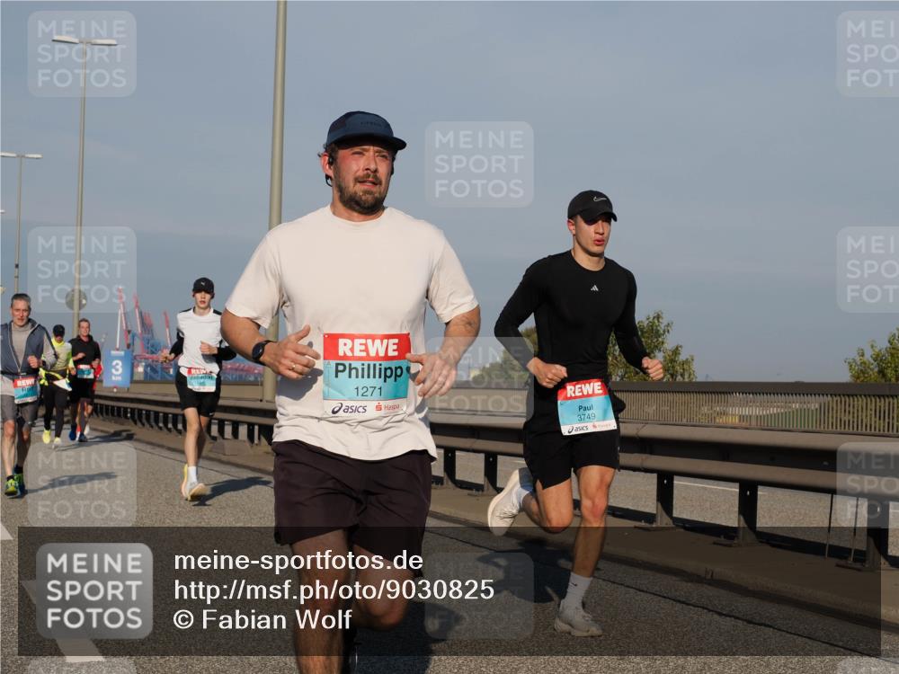 03.10.2025 - Köhlbrandbrückenlauf Fabian Wolf http://msf.ph/oto/9030825 03.10.2025 09:45:14 Position 3 1271, 3749, 0000000 meine-sportfotos.de
