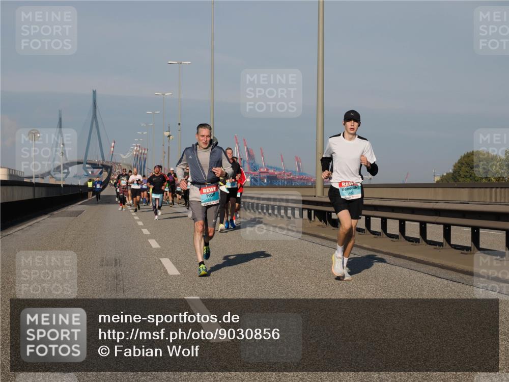 03.10.2025 - Köhlbrandbrückenlauf Fabian Wolf http://msf.ph/oto/9030856 03.10.2025 09:45:16 Position 3 1617, 1432 meine-sportfotos.de