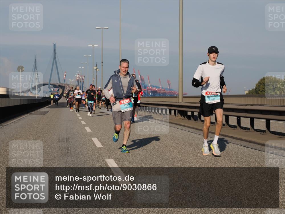 03.10.2025 - Köhlbrandbrückenlauf Fabian Wolf http://msf.ph/oto/9030866 03.10.2025 09:45:16 Position 3 1617, 1432 meine-sportfotos.de