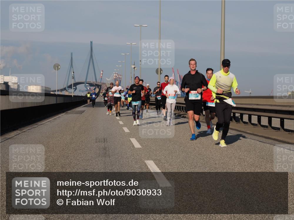 03.10.2025 - Köhlbrandbrückenlauf Fabian Wolf http://msf.ph/oto/9030933 03.10.2025 09:45:19 Position 3  meine-sportfotos.de