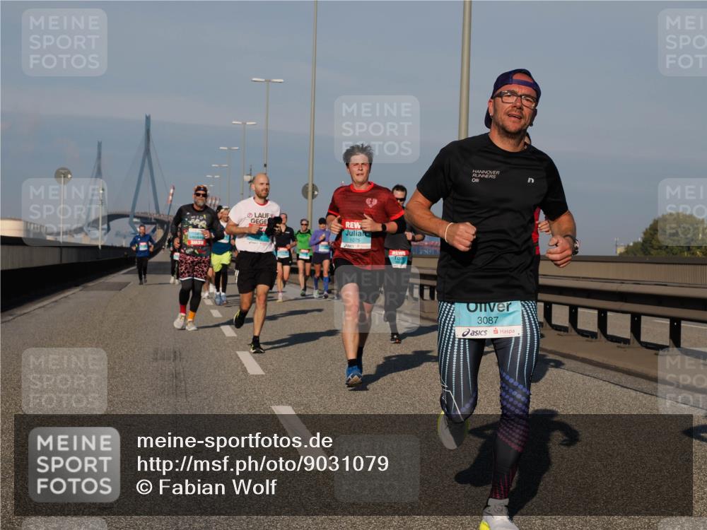 03.10.2025 - Köhlbrandbrückenlauf Fabian Wolf http://msf.ph/oto/9031079 03.10.2025 09:45:24 Position 3 1075, 3087 meine-sportfotos.de