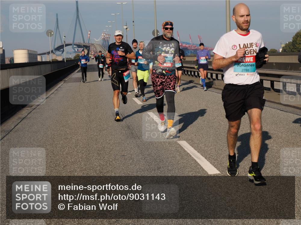 03.10.2025 - Köhlbrandbrückenlauf Fabian Wolf http://msf.ph/oto/9031143 03.10.2025 09:45:27 Position 3 2788 meine-sportfotos.de