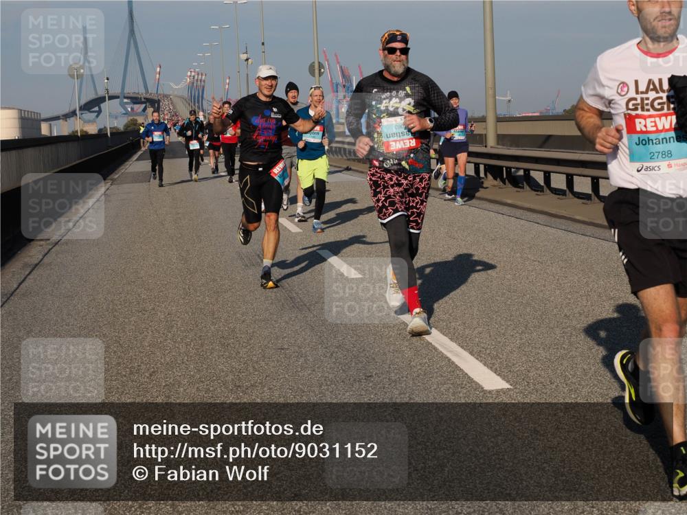 03.10.2025 - Köhlbrandbrückenlauf Fabian Wolf http://msf.ph/oto/9031152 03.10.2025 09:45:27 Position 3 90, 2788 meine-sportfotos.de