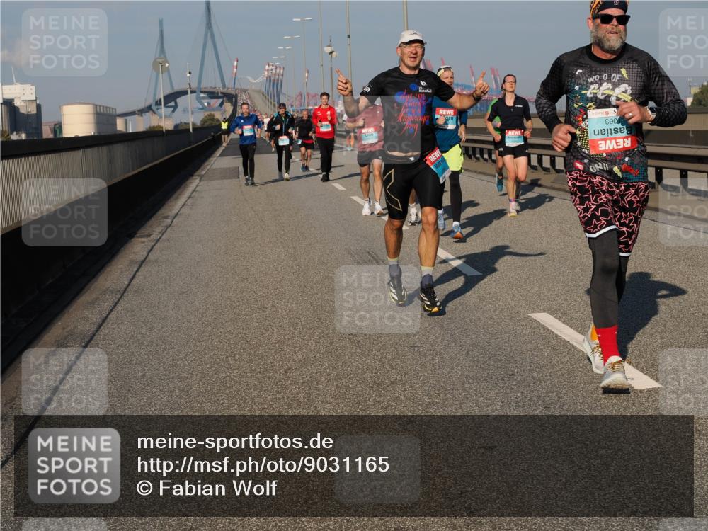 03.10.2025 - Köhlbrandbrückenlauf Fabian Wolf http://msf.ph/oto/9031165 03.10.2025 09:45:28 Position 3 10, 5, 1063 meine-sportfotos.de