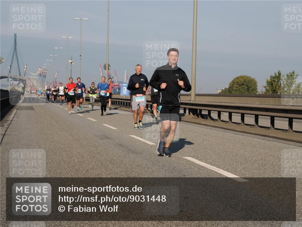 03.10.2025 - Köhlbrandbrückenlauf Fabian Wolf http://msf.ph/oto/9031448 03.10.2025 09:45:40 Position 3 35 meine-sportfotos.de