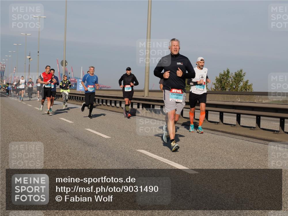 03.10.2025 - Köhlbrandbrückenlauf Fabian Wolf http://msf.ph/oto/9031490 03.10.2025 09:45:43 Position 3 3137 meine-sportfotos.de