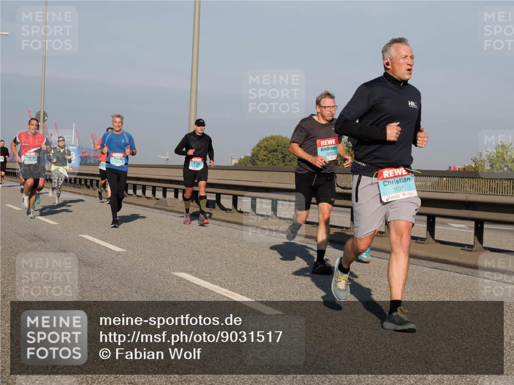03.10.2025 - Köhlbrandbrückenlauf Fabian Wolf http://msf.ph/oto/9031517 03.10.2025 09:45:44 Position 3 1077, 3137 meine-sportfotos.de