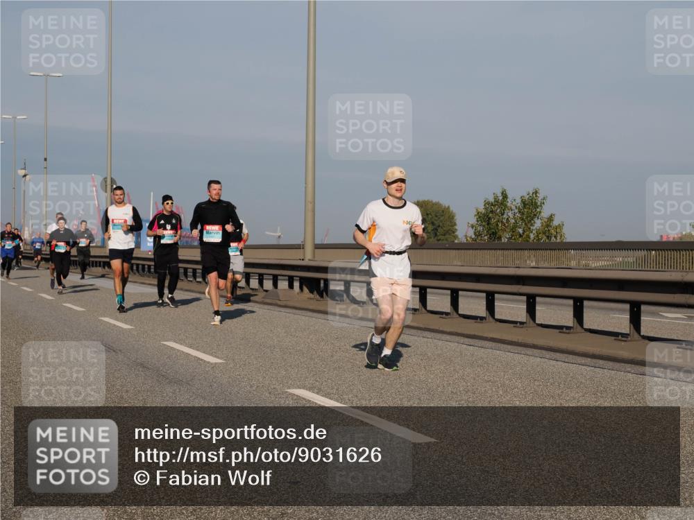 03.10.2025 - Köhlbrandbrückenlauf Fabian Wolf http://msf.ph/oto/9031626 03.10.2025 09:45:51 Position 3  meine-sportfotos.de