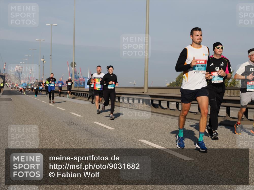 03.10.2025 - Köhlbrandbrückenlauf Fabian Wolf http://msf.ph/oto/9031682 03.10.2025 09:45:56 Position 3 3343, 1109, 2880 meine-sportfotos.de