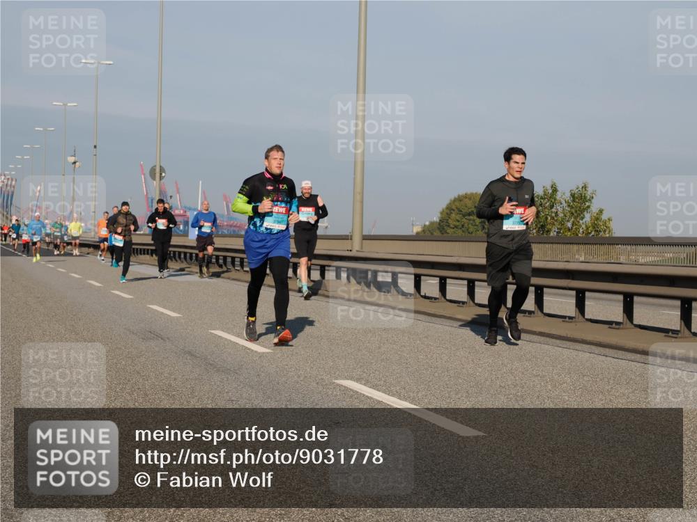 03.10.2025 - Köhlbrandbrückenlauf Fabian Wolf http://msf.ph/oto/9031778 03.10.2025 09:46:02 Position 3 3794 meine-sportfotos.de