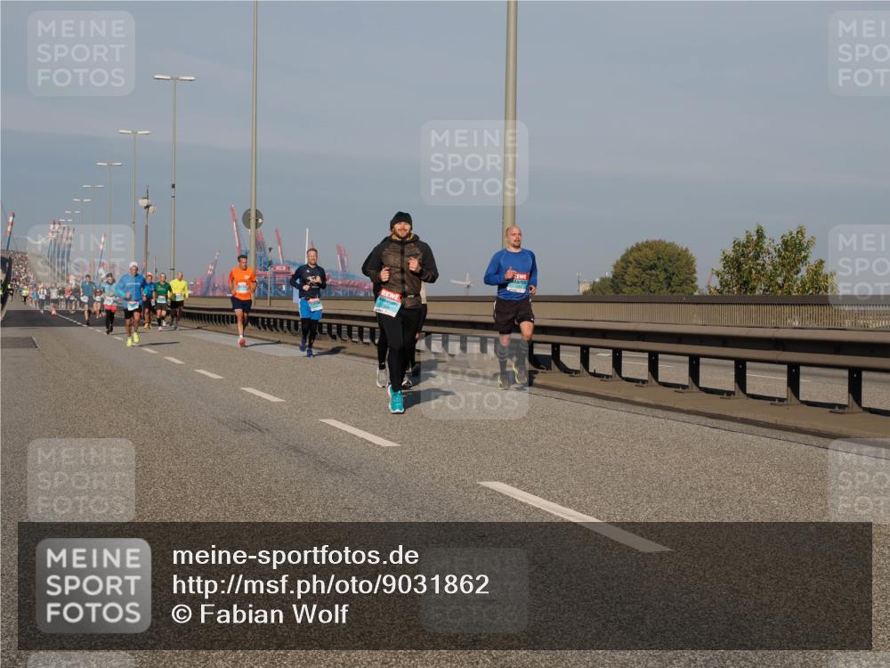 03.10.2025 - Köhlbrandbrückenlauf Fabian Wolf http://msf.ph/oto/9031862 03.10.2025 09:46:07 Position 3  meine-sportfotos.de