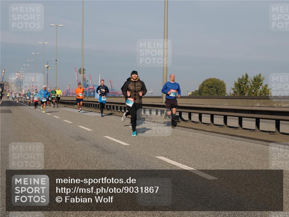03.10.2025 - Köhlbrandbrückenlauf Fabian Wolf http://msf.ph/oto/9031867 03.10.2025 09:46:07 Position 3  meine-sportfotos.de