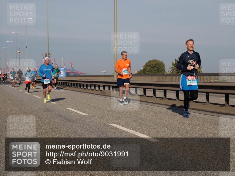 03.10.2025 - Köhlbrandbrückenlauf Fabian Wolf http://msf.ph/oto/9031991 03.10.2025 09:46:13 Position 3 1262 meine-sportfotos.de
