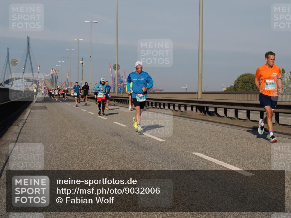 03.10.2025 - Köhlbrandbrückenlauf Fabian Wolf http://msf.ph/oto/9032006 03.10.2025 09:46:15 Position 3 1315 meine-sportfotos.de