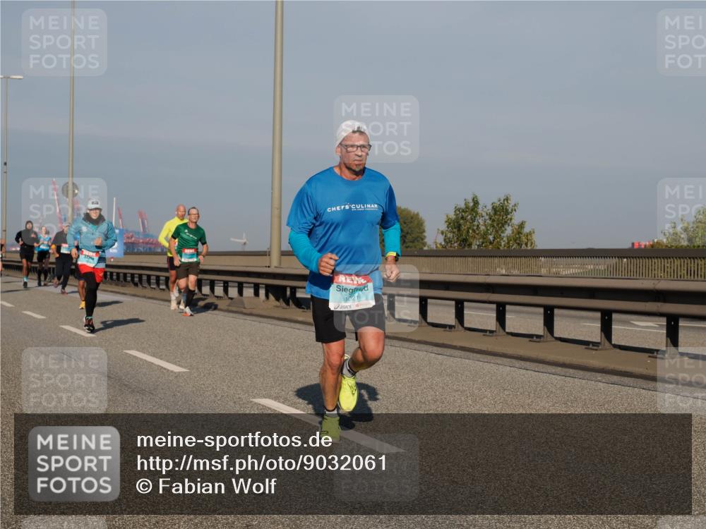 03.10.2025 - Köhlbrandbrückenlauf Fabian Wolf http://msf.ph/oto/9032061 03.10.2025 09:46:17 Position 3 1021 meine-sportfotos.de