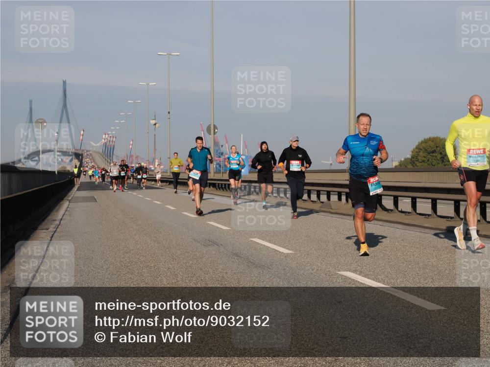 03.10.2025 - Köhlbrandbrückenlauf Fabian Wolf http://msf.ph/oto/9032152 03.10.2025 09:46:22 Position 3 1168 meine-sportfotos.de
