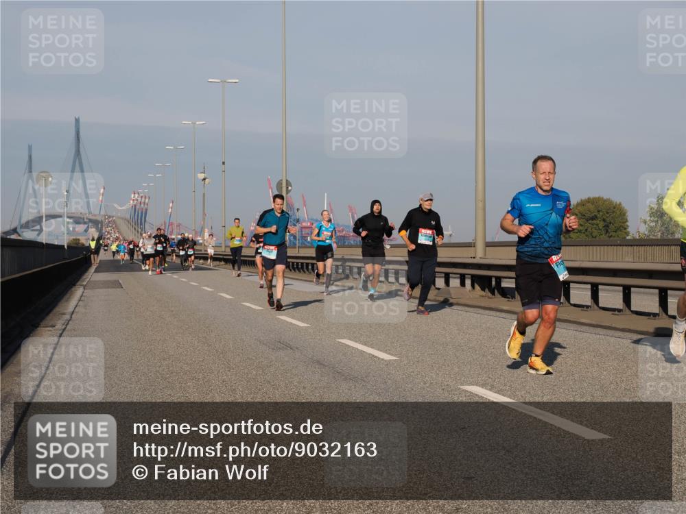 03.10.2025 - Köhlbrandbrückenlauf Fabian Wolf http://msf.ph/oto/9032163 03.10.2025 09:46:22 Position 3  meine-sportfotos.de