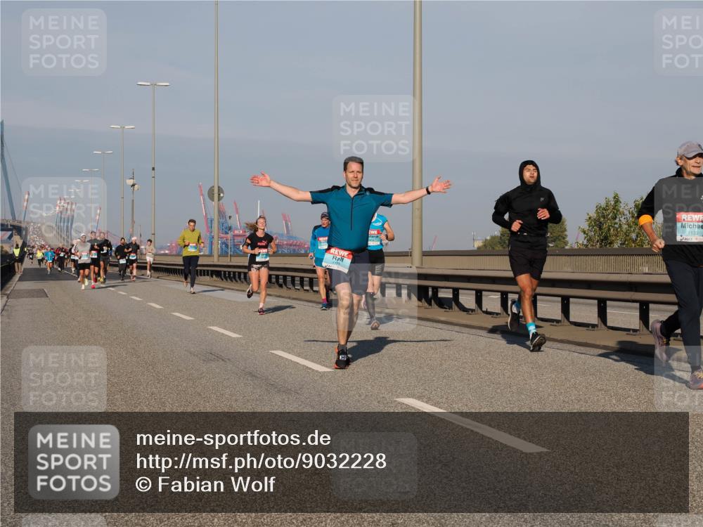 03.10.2025 - Köhlbrandbrückenlauf Fabian Wolf http://msf.ph/oto/9032228 03.10.2025 09:46:25 Position 3 1133 meine-sportfotos.de