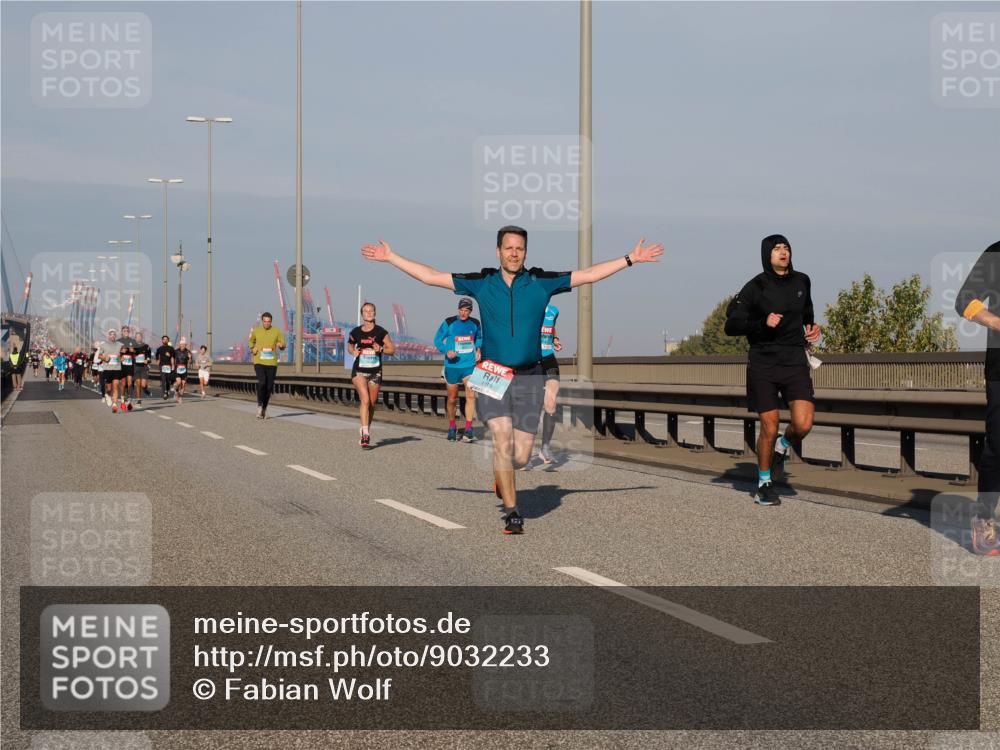 03.10.2025 - Köhlbrandbrückenlauf Fabian Wolf http://msf.ph/oto/9032233 03.10.2025 09:46:25 Position 3  meine-sportfotos.de
