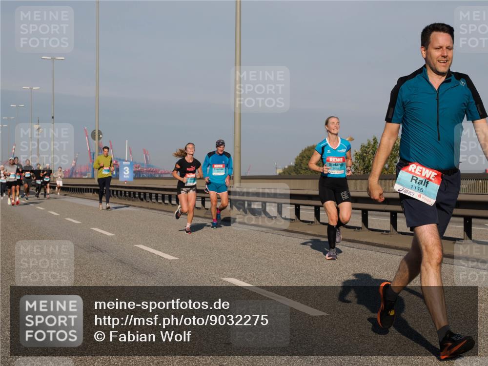 03.10.2025 - Köhlbrandbrückenlauf Fabian Wolf http://msf.ph/oto/9032275 03.10.2025 09:46:27 Position 3 3458, 1115 meine-sportfotos.de