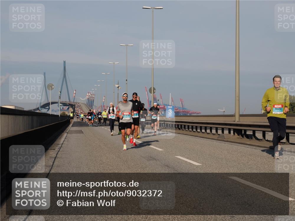 03.10.2025 - Köhlbrandbrückenlauf Fabian Wolf http://msf.ph/oto/9032372 03.10.2025 09:46:33 Position 3 3 meine-sportfotos.de