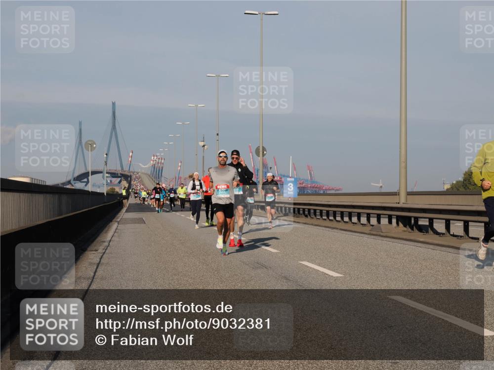 03.10.2025 - Köhlbrandbrückenlauf Fabian Wolf http://msf.ph/oto/9032381 03.10.2025 09:46:34 Position 3  meine-sportfotos.de