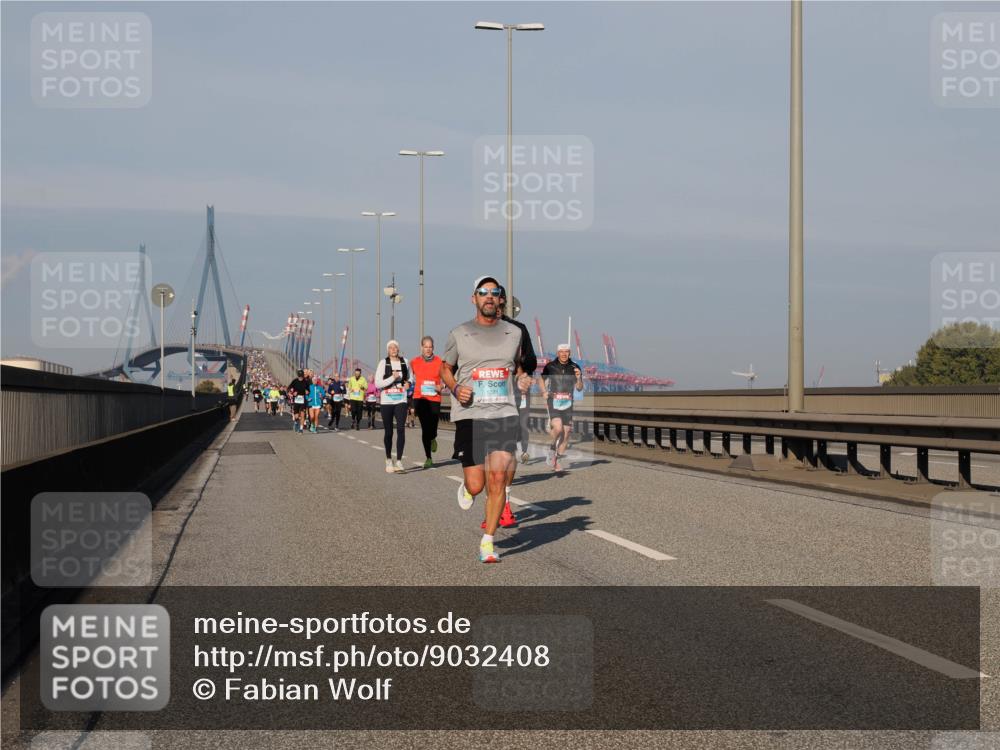 03.10.2025 - Köhlbrandbrückenlauf Fabian Wolf http://msf.ph/oto/9032408 03.10.2025 09:46:35 Position 3 1071 meine-sportfotos.de