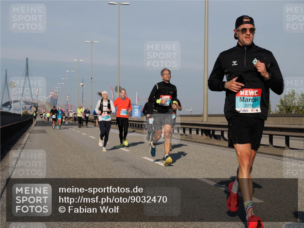 03.10.2025 - Köhlbrandbrückenlauf Fabian Wolf http://msf.ph/oto/9032470 03.10.2025 09:46:38 Position 3 3378 meine-sportfotos.de