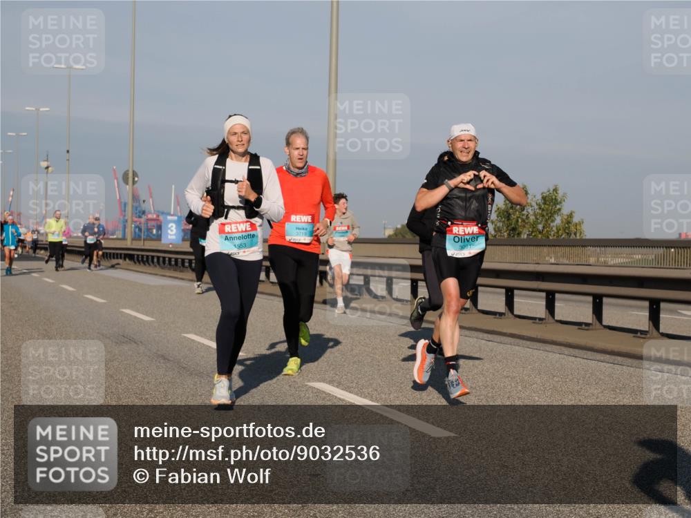 03.10.2025 - Köhlbrandbrückenlauf Fabian Wolf http://msf.ph/oto/9032536 03.10.2025 09:46:40 Position 3 3, 1553, 3719, 3091 meine-sportfotos.de