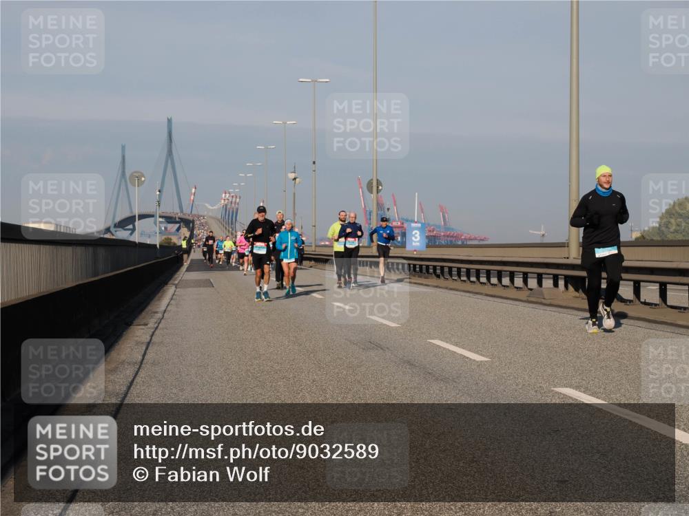 03.10.2025 - Köhlbrandbrückenlauf Fabian Wolf http://msf.ph/oto/9032589 03.10.2025 09:46:44 Position 3 3 meine-sportfotos.de