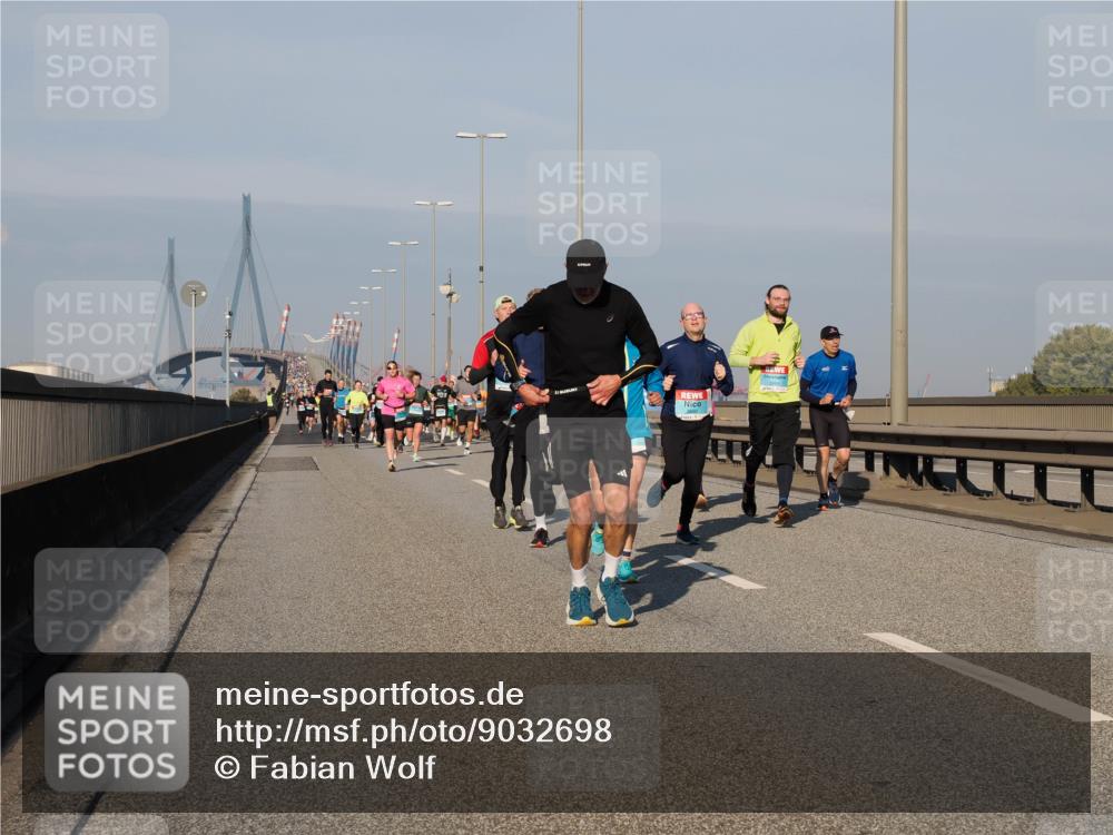 03.10.2025 - Köhlbrandbrückenlauf Fabian Wolf http://msf.ph/oto/9032698 03.10.2025 09:46:49 Position 3  meine-sportfotos.de