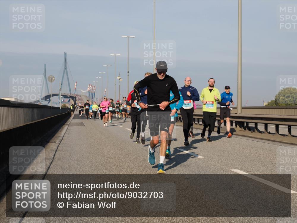 03.10.2025 - Köhlbrandbrückenlauf Fabian Wolf http://msf.ph/oto/9032703 03.10.2025 09:46:49 Position 3  meine-sportfotos.de