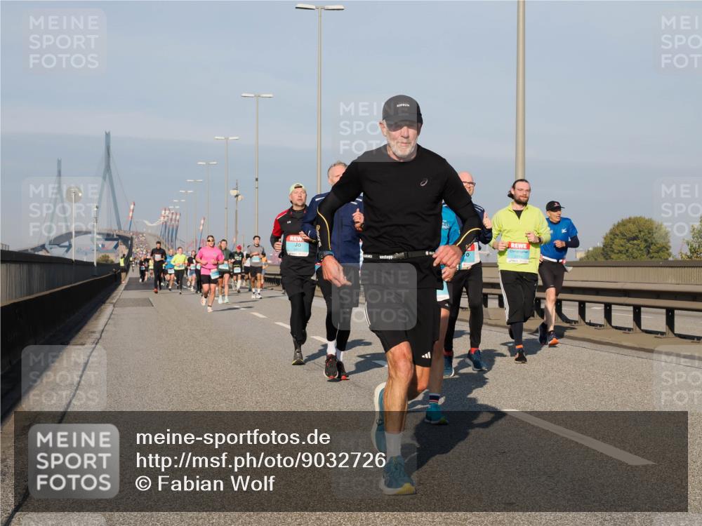 03.10.2025 - Köhlbrandbrückenlauf Fabian Wolf http://msf.ph/oto/9032726 03.10.2025 09:46:50 Position 3  meine-sportfotos.de