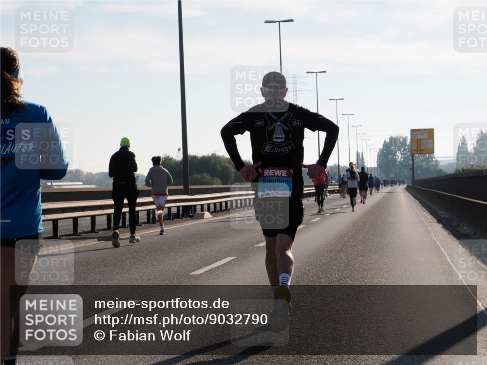 03.10.2025 - Köhlbrandbrückenlauf Fabian Wolf http://msf.ph/oto/9032790 03.10.2025 09:46:55 Position 3 84, 3307 meine-sportfotos.de