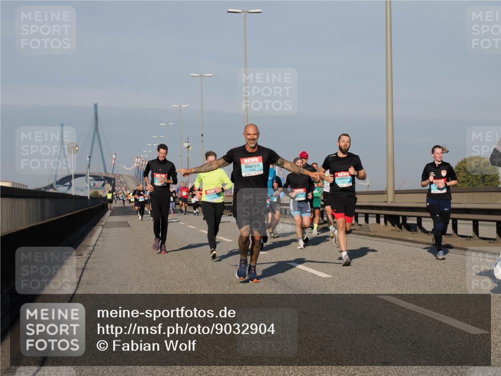 03.10.2025 - Köhlbrandbrückenlauf Fabian Wolf http://msf.ph/oto/9032904 03.10.2025 09:47:02 Position 3 1194, 1602 meine-sportfotos.de