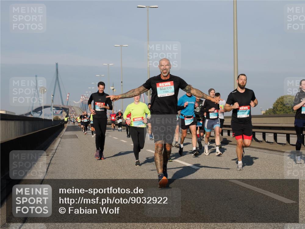 03.10.2025 - Köhlbrandbrückenlauf Fabian Wolf http://msf.ph/oto/9032922 03.10.2025 09:47:02 Position 3 1194, 1602, 1110 meine-sportfotos.de