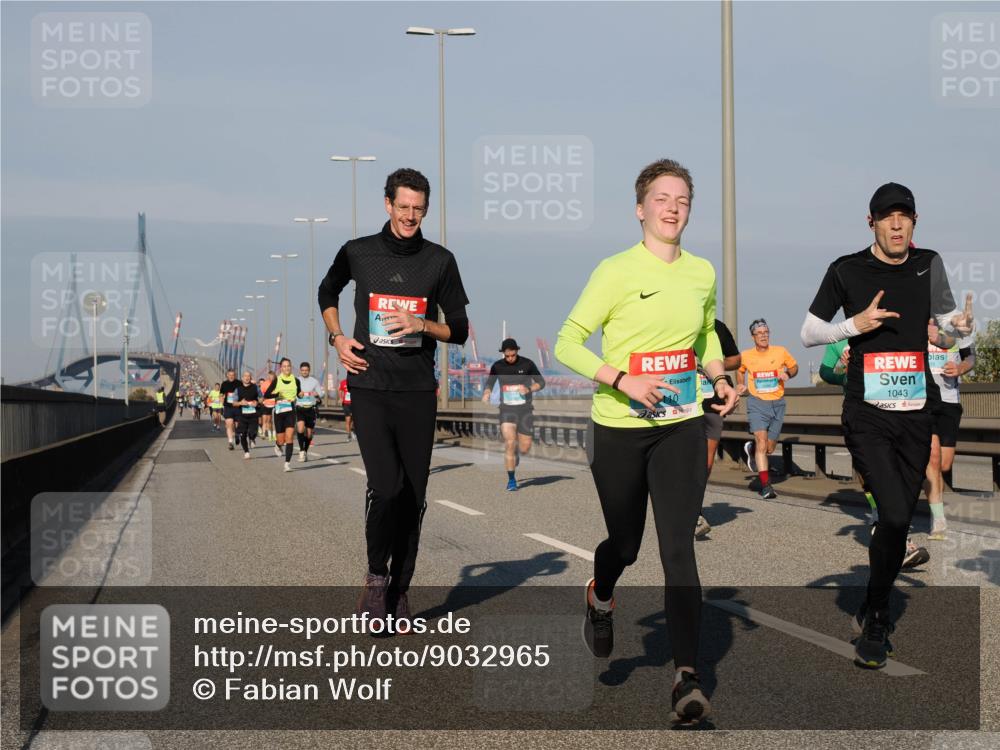 03.10.2025 - Köhlbrandbrückenlauf Fabian Wolf http://msf.ph/oto/9032965 03.10.2025 09:47:05 Position 3 1043 meine-sportfotos.de