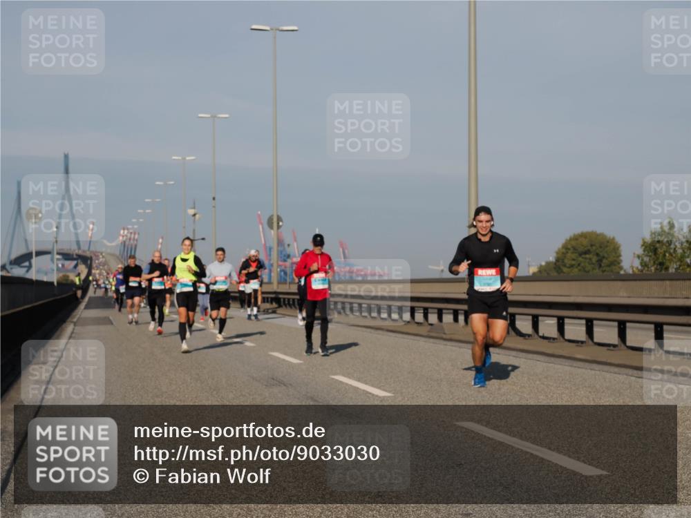 03.10.2025 - Köhlbrandbrückenlauf Fabian Wolf http://msf.ph/oto/9033030 03.10.2025 09:47:08 Position 3  meine-sportfotos.de