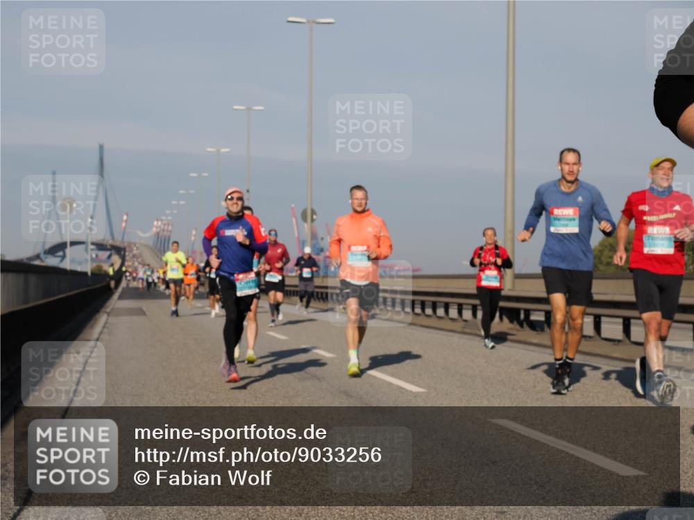 03.10.2025 - Köhlbrandbrückenlauf Fabian Wolf http://msf.ph/oto/9033256 03.10.2025 09:47:19 Position 3  meine-sportfotos.de
