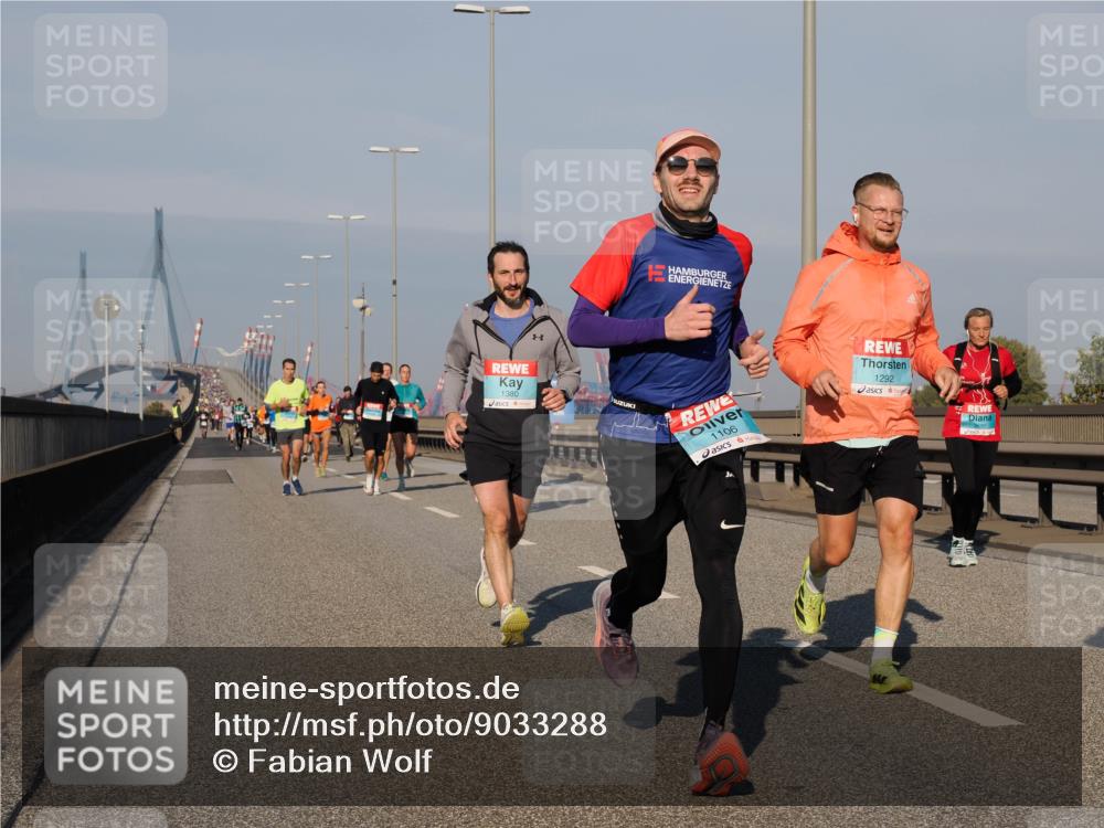 03.10.2025 - Köhlbrandbrückenlauf Fabian Wolf http://msf.ph/oto/9033288 03.10.2025 09:47:20 Position 3 1380, 1106, 1292 meine-sportfotos.de