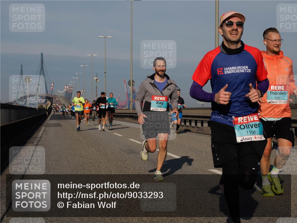03.10.2025 - Köhlbrandbrückenlauf Fabian Wolf http://msf.ph/oto/9033293 03.10.2025 09:47:21 Position 3 1380, 1106, 1292 meine-sportfotos.de
